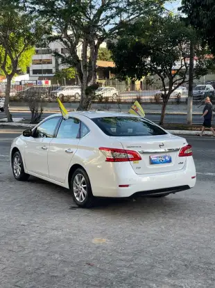 NISSAN-SENTRA-2014