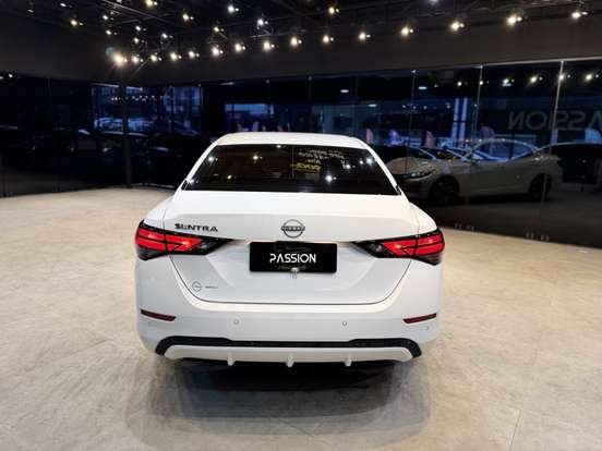 NISSAN-SENTRA-2024