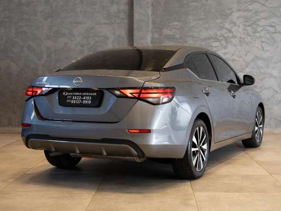 NISSAN-SENTRA-2024