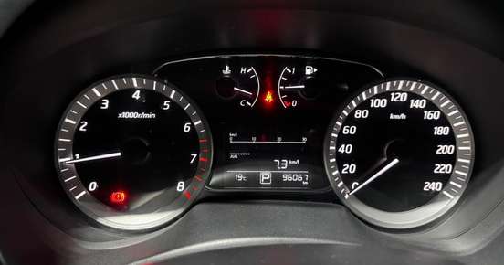 NISSAN-SENTRA-2014