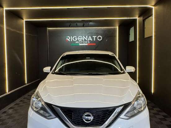 NISSAN-SENTRA-2.0 SV 16V FLEXSTART 4P AUTOMÁTICO NISSAN-SENTRA-2017