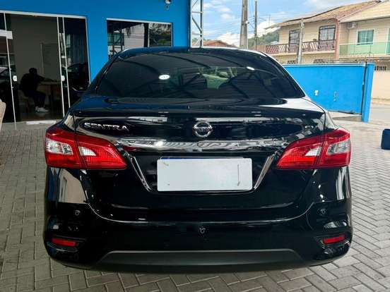 NISSAN-SENTRA-2.0 SV 16V FLEXSTART 4P AUTOMÁTICO NISSAN-SENTRA-2017