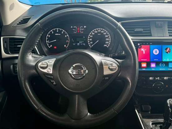 NISSAN-SENTRA-2.0 SV 16V FLEXSTART 4P AUTOMÁTICO NISSAN-SENTRA-2017