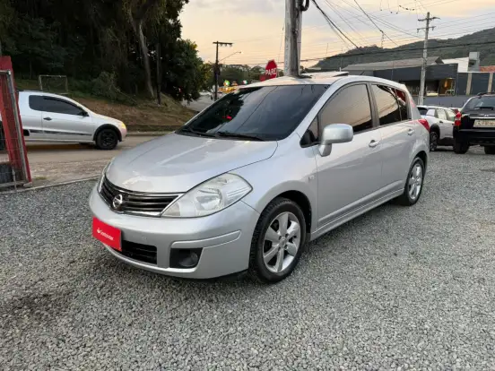 NISSAN-TIIDA-1.8 SL 16V FLEX 4P AUTOMÁTICO NISSAN-TIIDA-2011