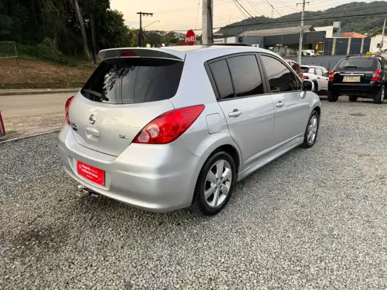 NISSAN-TIIDA-1.8 SL 16V FLEX 4P AUTOMÁTICO NISSAN-TIIDA-2011