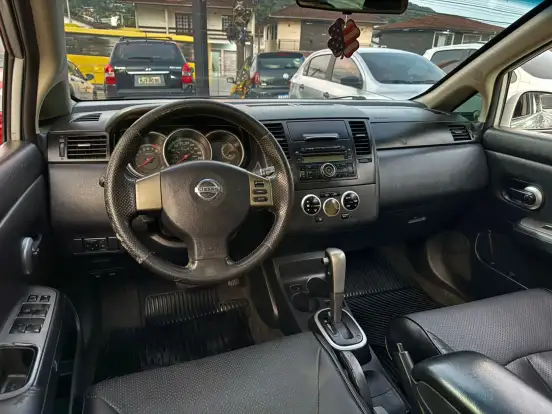 NISSAN-TIIDA-1.8 SL 16V FLEX 4P AUTOMÁTICO NISSAN-TIIDA-2011