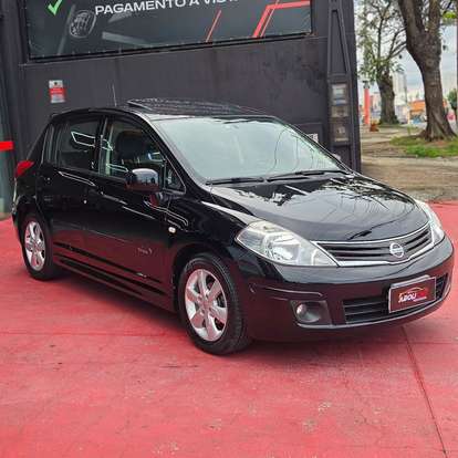 NISSAN-TIIDA-2012
