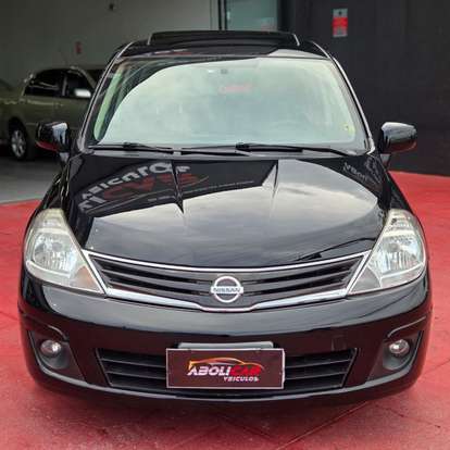 NISSAN-TIIDA-2012