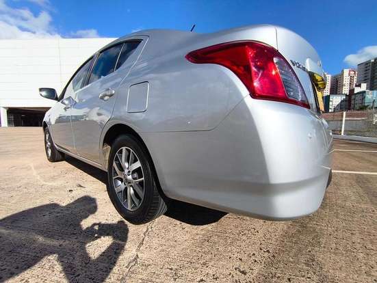 NISSAN-VERSA-2015