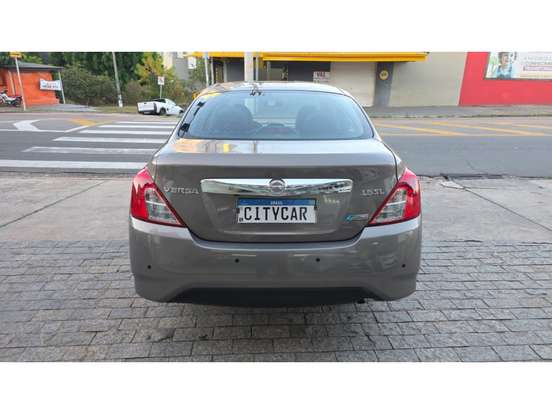 NISSAN-VERSA-1.6 16V FLEX SL 4P XTRONIC NISSAN-VERSA-2017