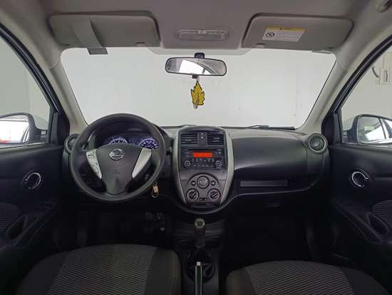 NISSAN-VERSA-2018