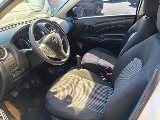 NISSAN-VERSA-2018