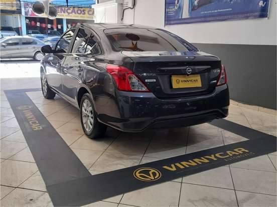 NISSAN-VERSA-2018