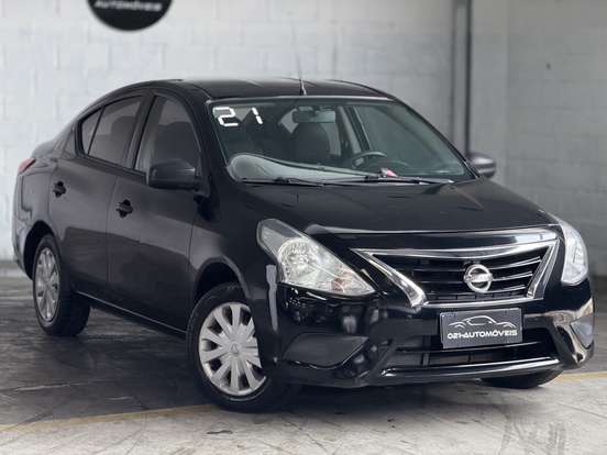 NISSAN-VERSA-2021