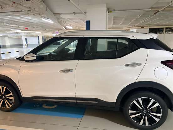 NISSAN-KICKS-2022