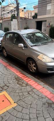 NISSAN-TIIDA-2012