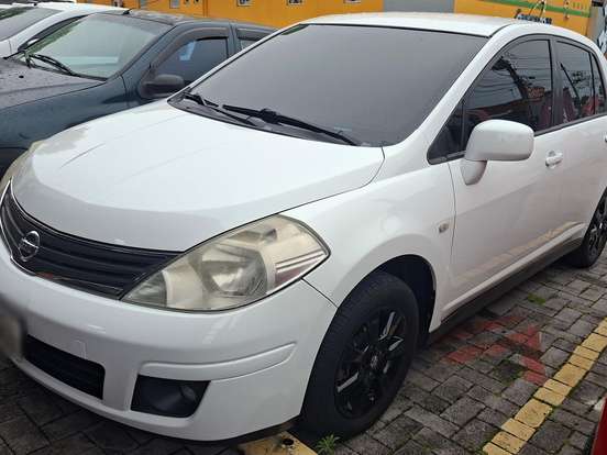 NISSAN-TIIDA-1.8 SEDAN 16V FLEX 4P MANUAL NISSAN-TIIDA-2011