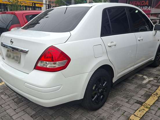 NISSAN-TIIDA-1.8 SEDAN 16V FLEX 4P MANUAL NISSAN-TIIDA-2011