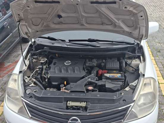 NISSAN-TIIDA-1.8 SEDAN 16V FLEX 4P MANUAL NISSAN-TIIDA-2011