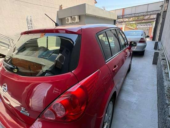 NISSAN-TIIDA-1.8 SL 16V FLEX 4P AUTOMÁTICO NISSAN-TIIDA-2010