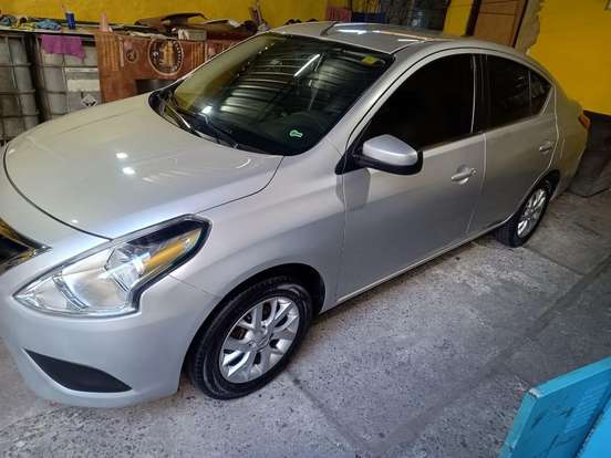 NISSAN-VERSA-2021