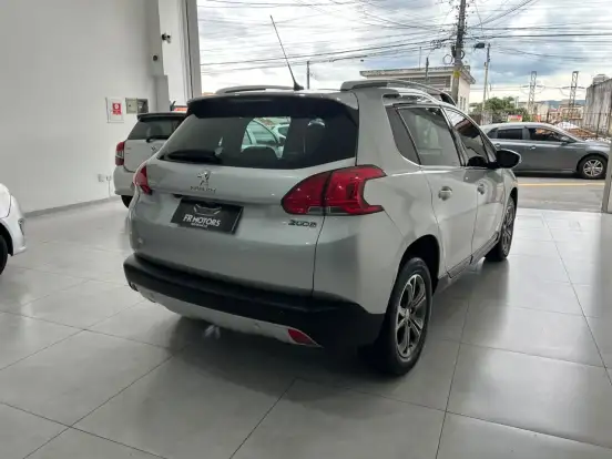 PEUGEOT-2008-2016