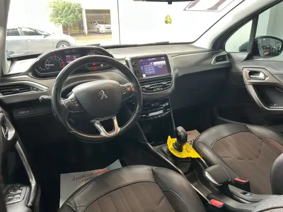 PEUGEOT-2008-2016