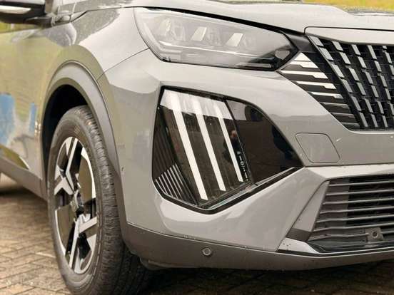 PEUGEOT-2008-2024