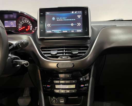 PEUGEOT-2008-2021