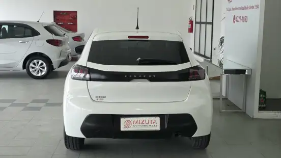 PEUGEOT-208-2022
