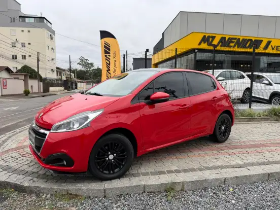 PEUGEOT-208-2017
