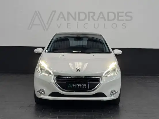 PEUGEOT-208-1.6 GRIFFE 16V FLEX 4P AUTOMÁTICO PEUGEOT-208-2014