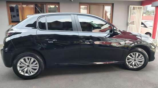 PEUGEOT-208-2025