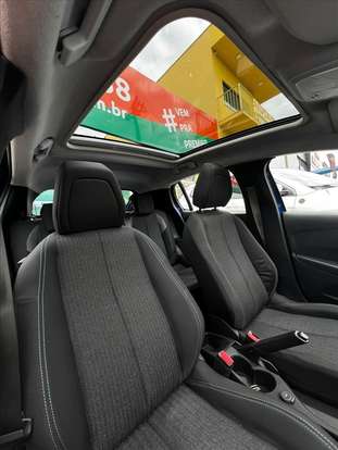 PEUGEOT-208-2022