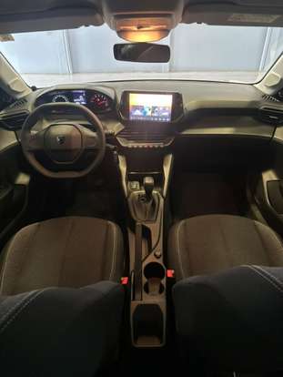 PEUGEOT-208-2025