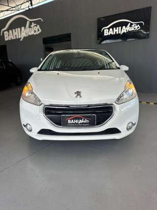 PEUGEOT-208-2014