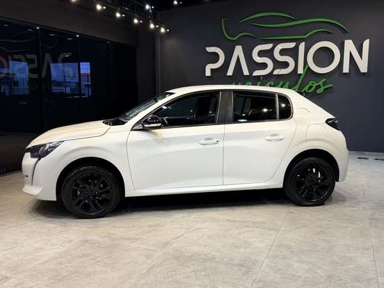PEUGEOT-208-2023