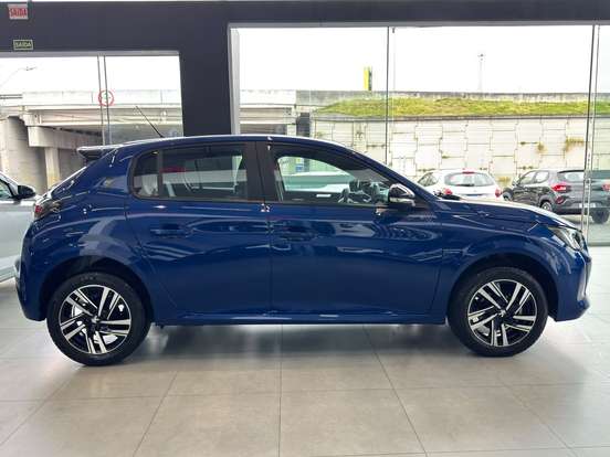 PEUGEOT-208-2023