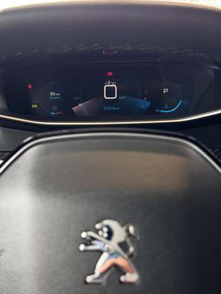 PEUGEOT-208-2023