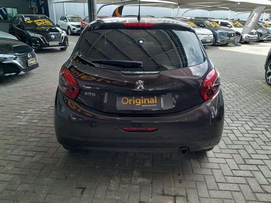 PEUGEOT-208-2019