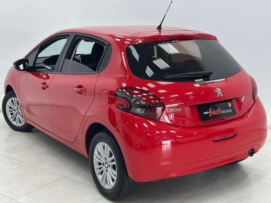 PEUGEOT-208-2020