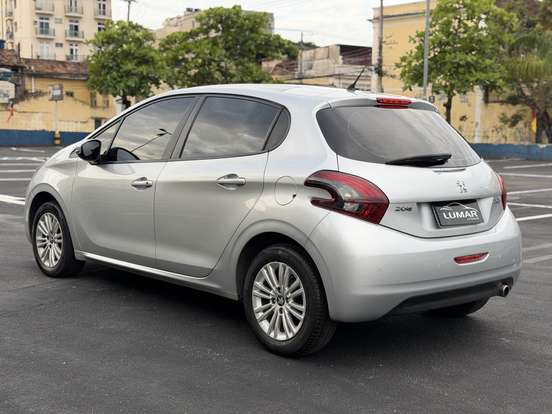 PEUGEOT-208-1.6 ALLURE 16V FLEX 4P AUTOMÁTICO PEUGEOT-208-2018