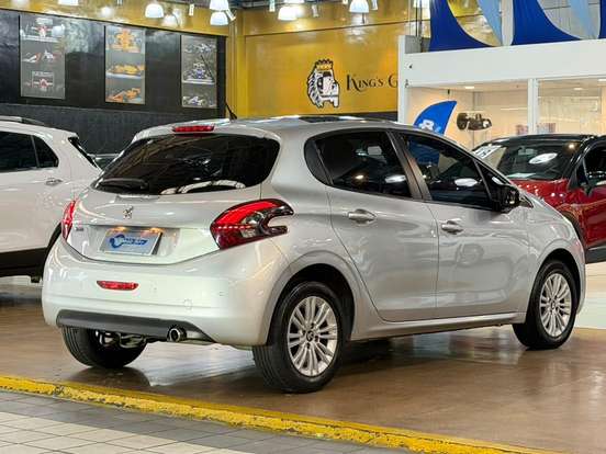 PEUGEOT-208-1.6 ALLURE 16V FLEX 4P AUTOMÁTICO PEUGEOT-208-2018