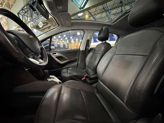 PEUGEOT-208-1.6 ALLURE 16V FLEX 4P AUTOMÁTICO PEUGEOT-208-2018