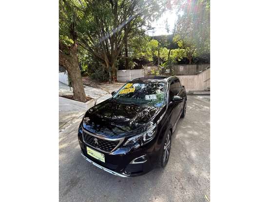 PEUGEOT-3008-2017
