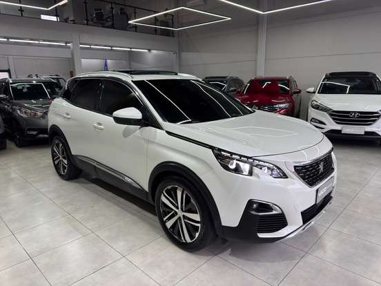 PEUGEOT-3008-2018