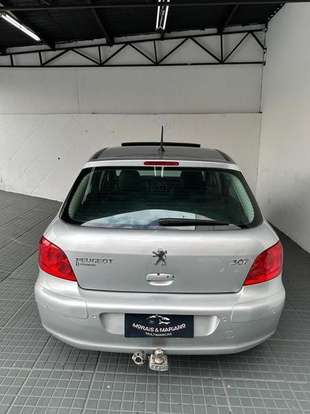 PEUGEOT-307-2010