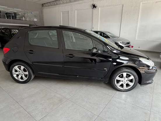 PEUGEOT-307-2010