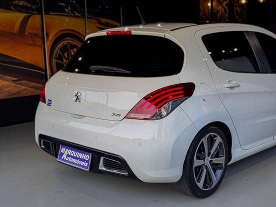 PEUGEOT-308-2015