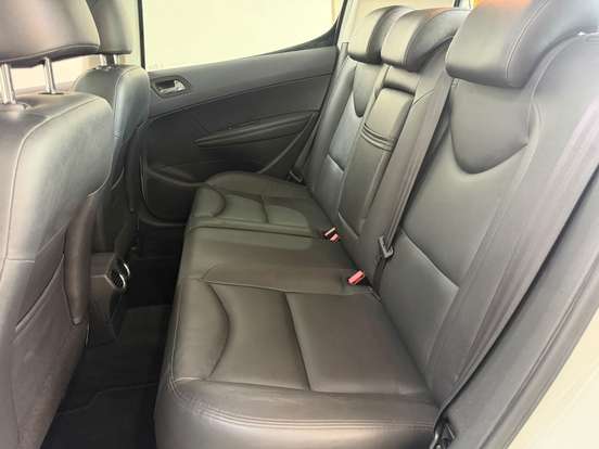 PEUGEOT-308-1.6 GRIFFE THP 16V GASOLINA 4P AUTOMÁTICO PEUGEOT-308-2015